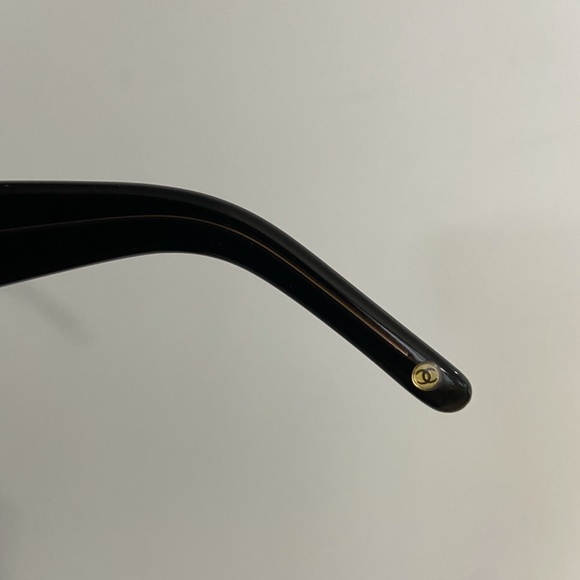 Rare Vintage Chanel Sunglasses - Picture 9 of 11